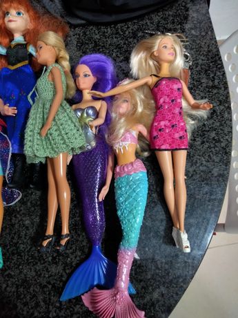 Bonecas Barbie e Princesas da Disney