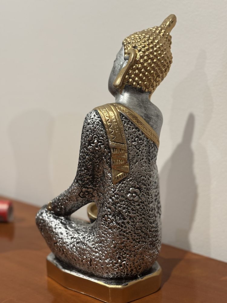 Estatua de movel - como nova