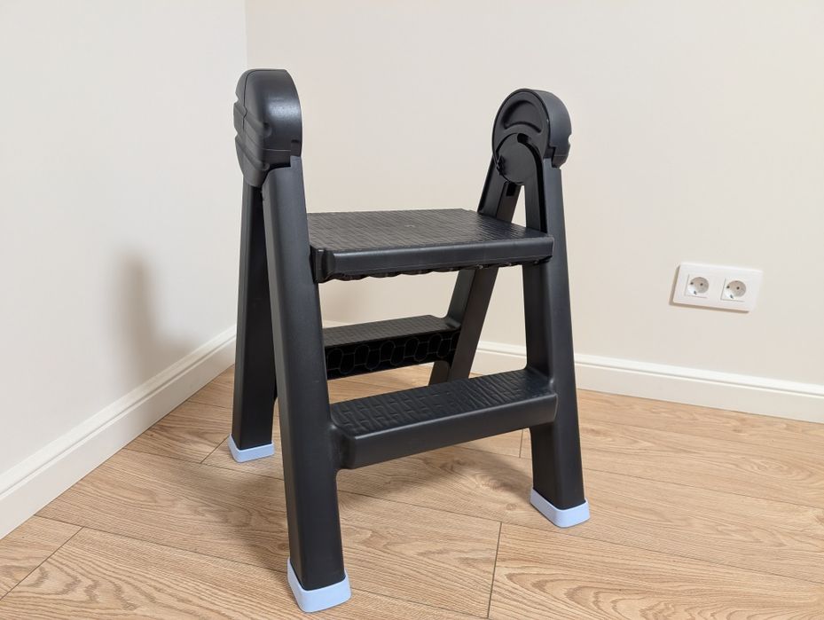 Драбина домашня (стремянка)