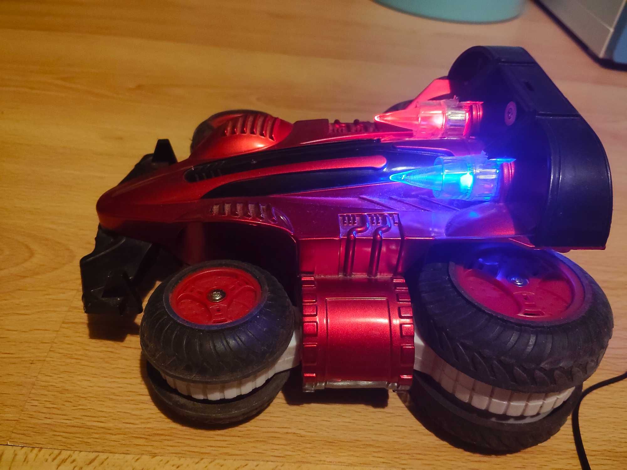 Carro telecomandado radical