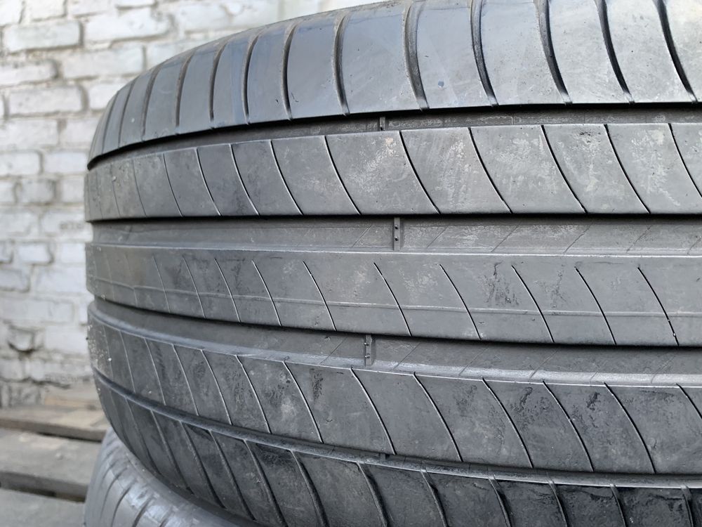 Літні шини 235/45 R17 Michelin Primacy3/2шт/2021рік/90%