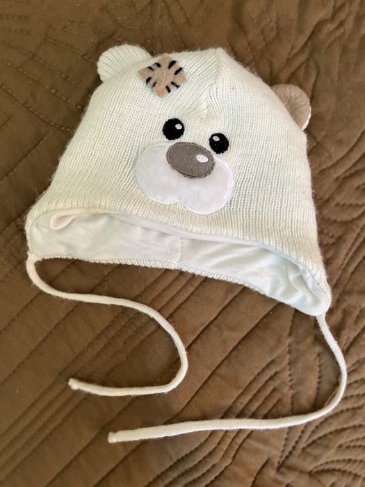 Шапка тепла демисезонна 3-6 місяців