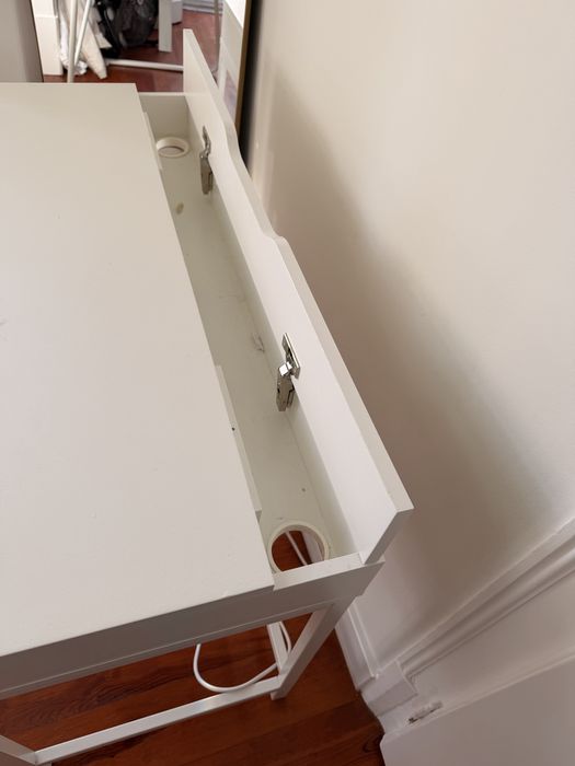 Secretaria IKEA branca