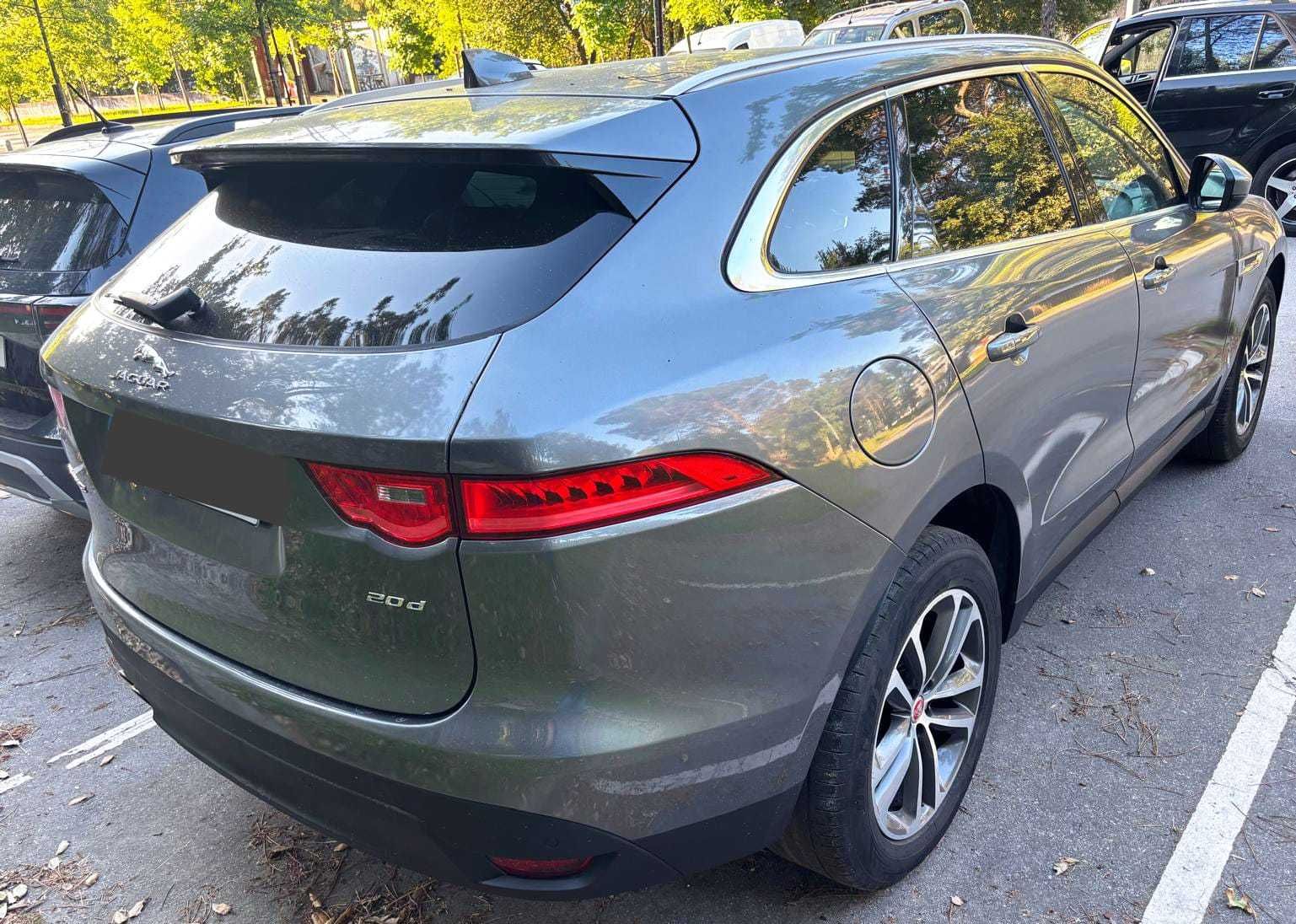 Jaguar F-Pace 2.0 D 180cv AUTOMÁTICO-19