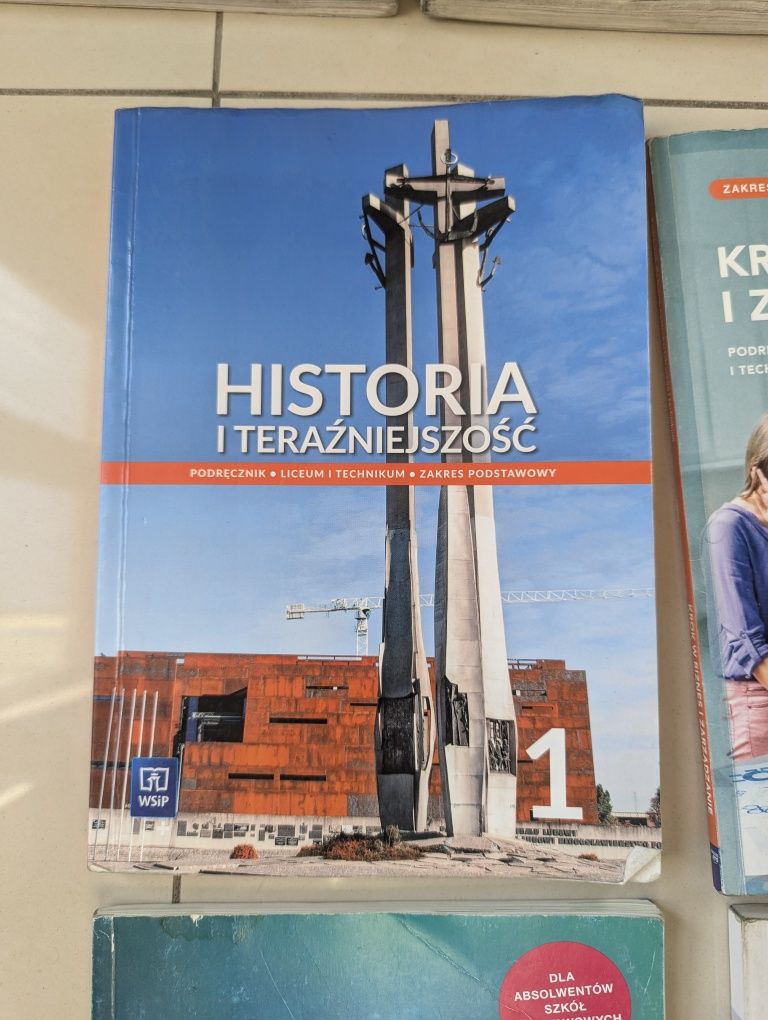 Podręczniki 1 LO technikum HIT Biologia Edukacja bezpieczeństwa