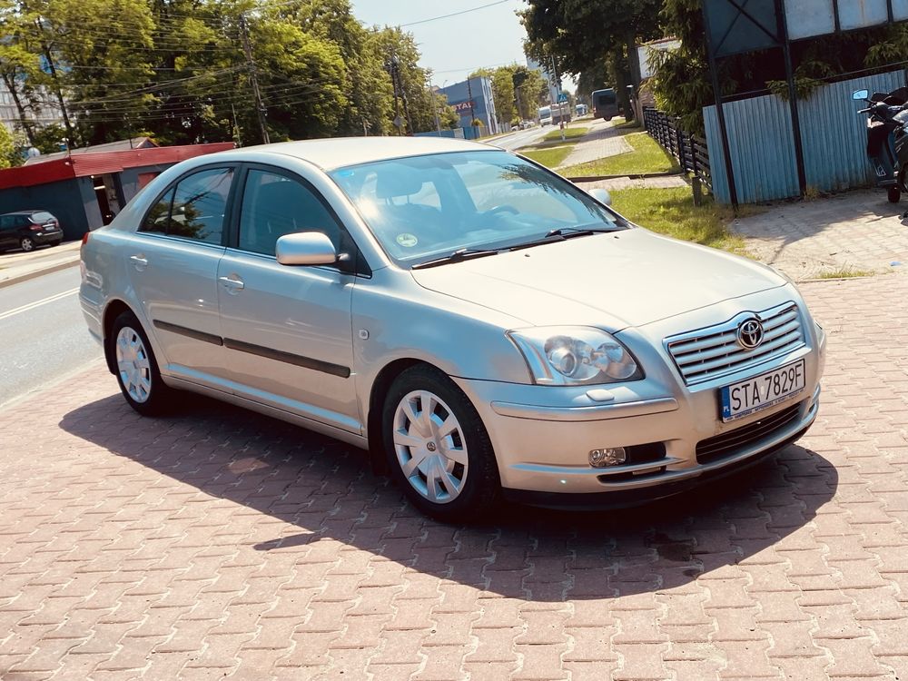 toyota avensis rok 2005 poj 1,8 przeb 178tyś AUTOMAT ZADBANY