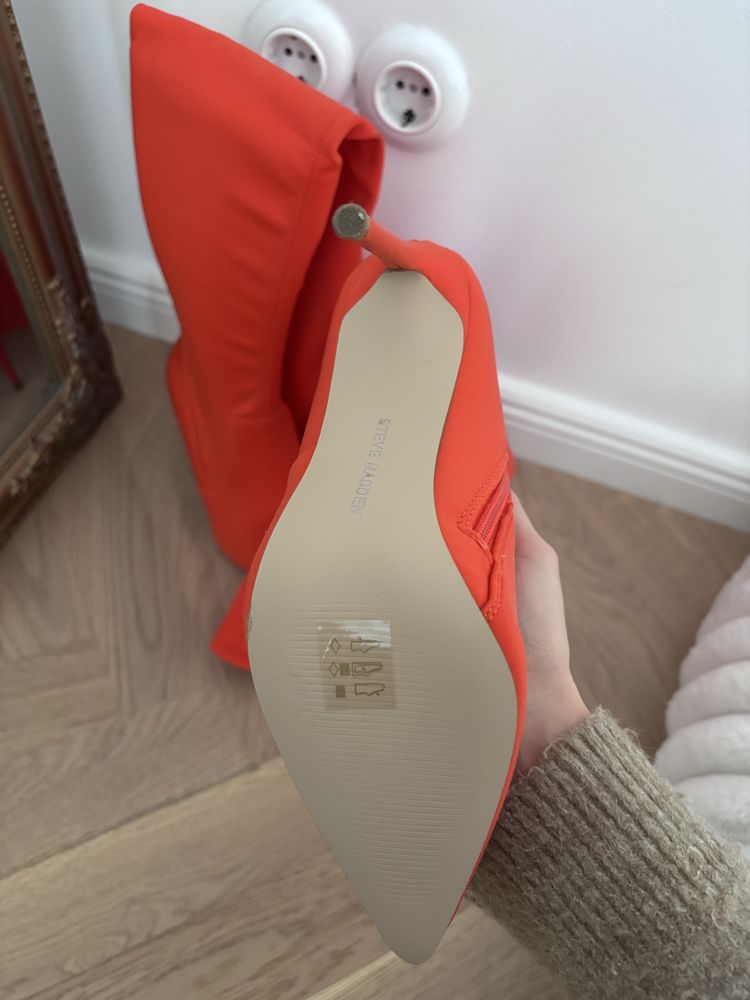 Steve Madden 37 nowe czerwone kozaki za kolano