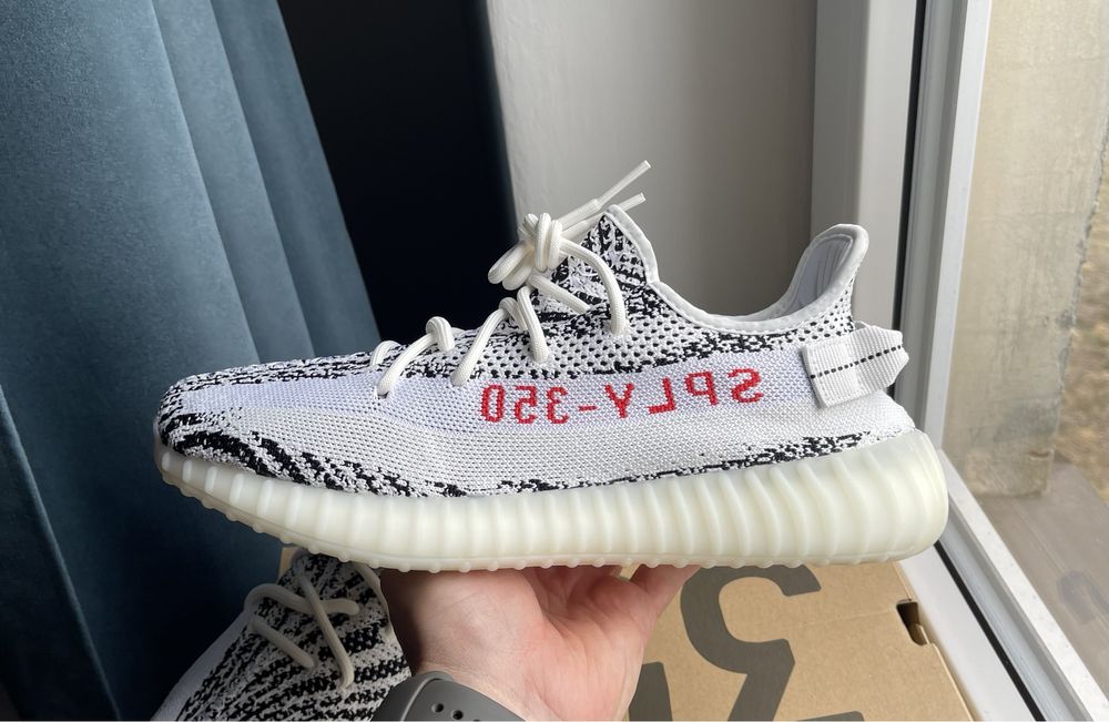 Buty Adidas Yeezy Boost 350 V2 Zebra 45 1/3