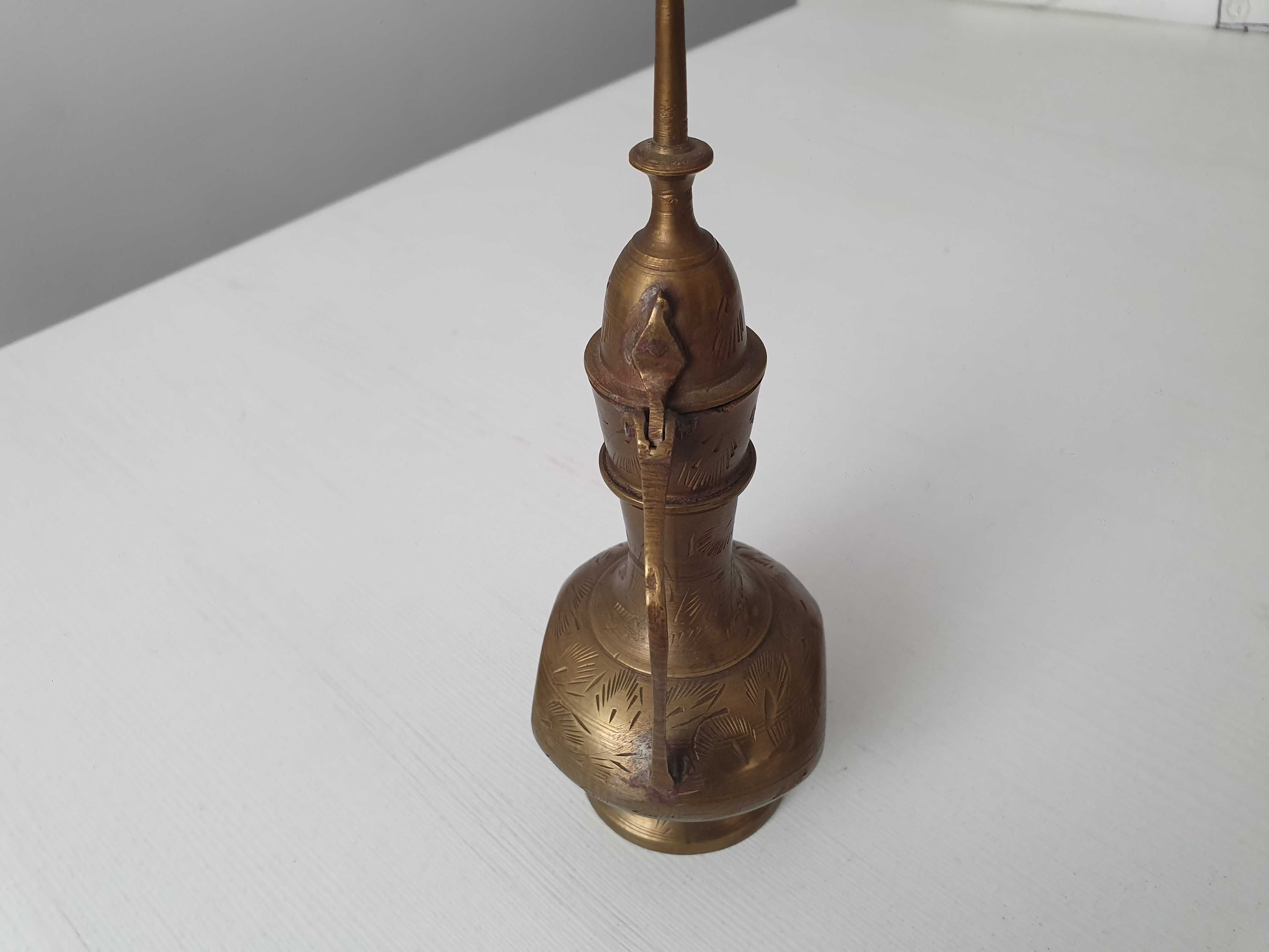 Dzbanek indyjski mosiądz 16 cm