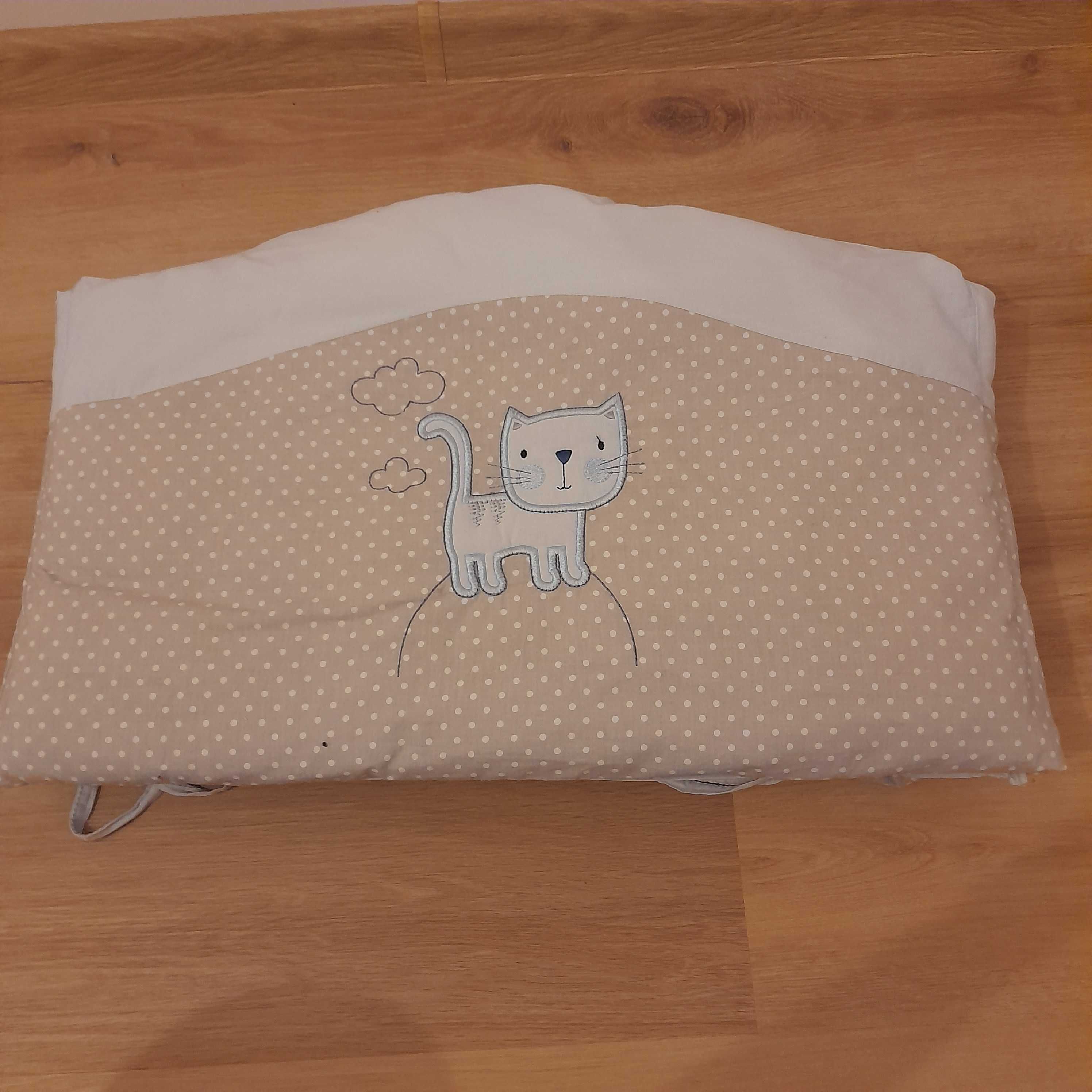 ochraniacz na łóżeczko z kotkiem stan idealny