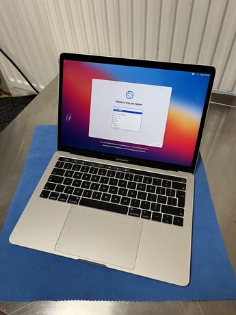 MacBook Pro 13’3 A1989 i5 2,3 GHz 8GB RAM 256GB