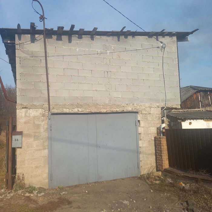 Продаж частини будинку з новим недобудованим будинком м. Васильків