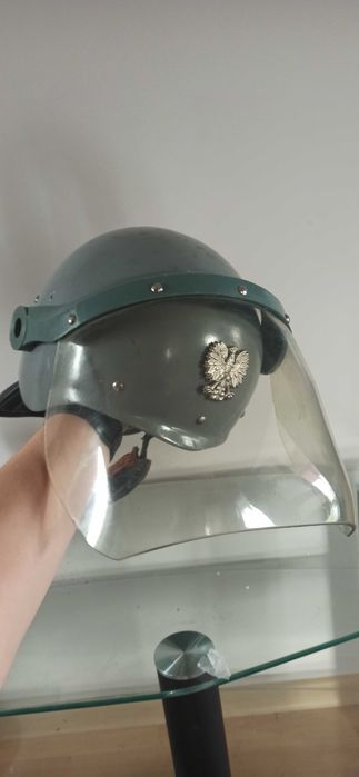 kask MO PRL przyłbica