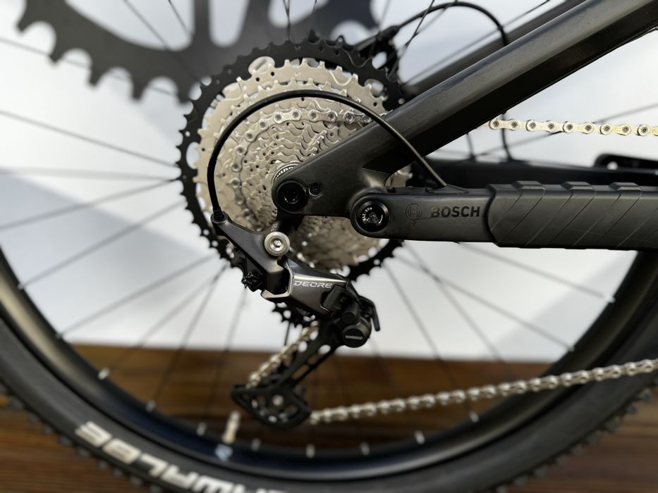 Bicicleta ebike b-rush carbono 750w// liquidação