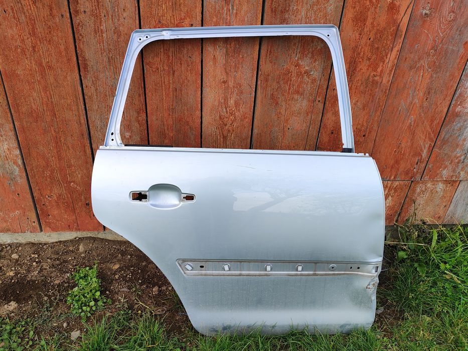 Двері задні праві sitroen c4 grand picasso