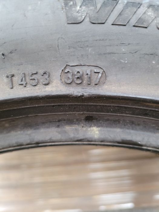 Pirelli Sottozero 3 225/50 R17 rok. prod. 2017