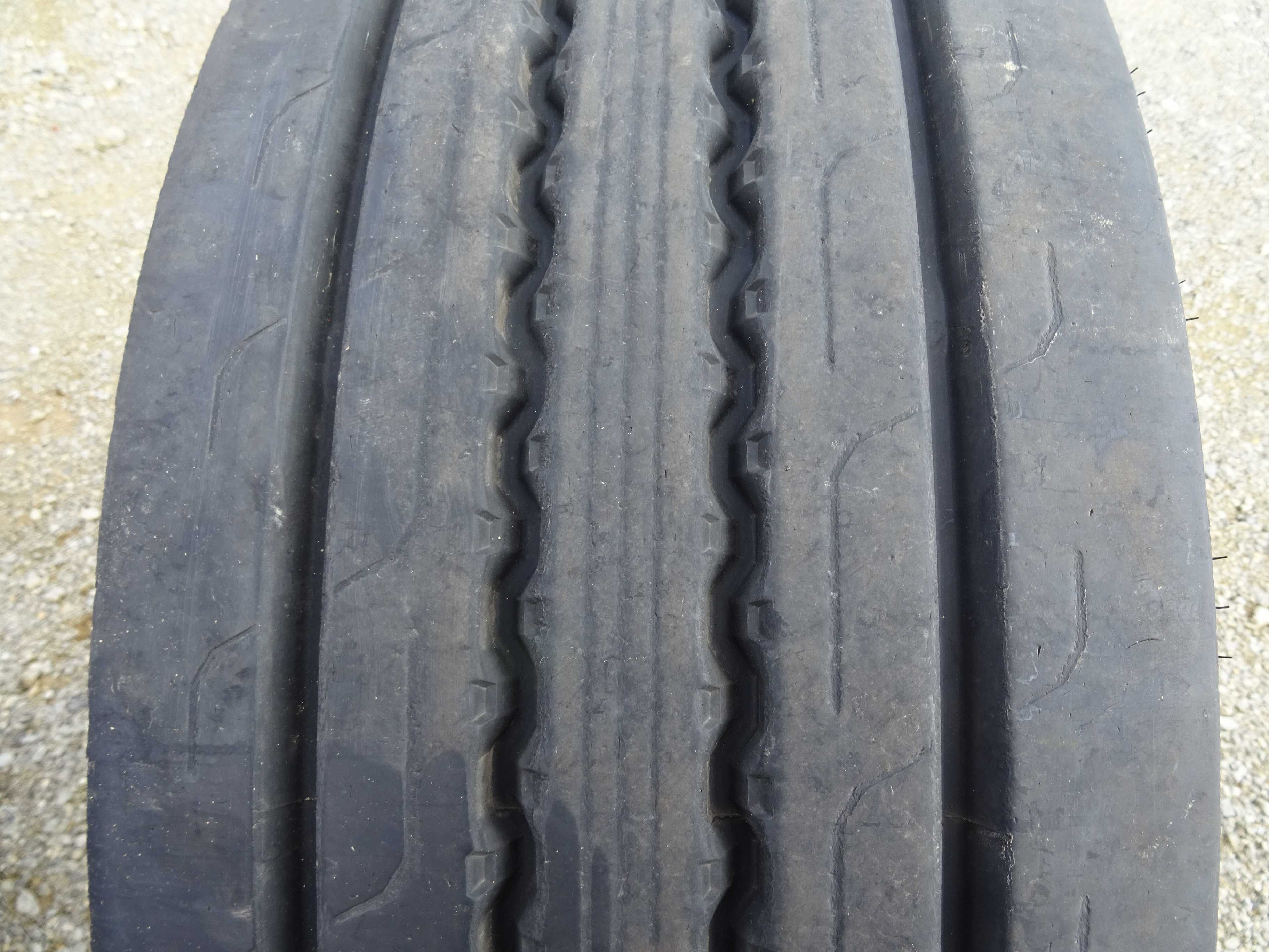 Opona 385/65R22.5 Semperit Runner T2 (750 netto)