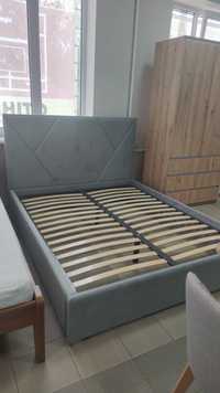 Ліжко м'яке (160×200см)