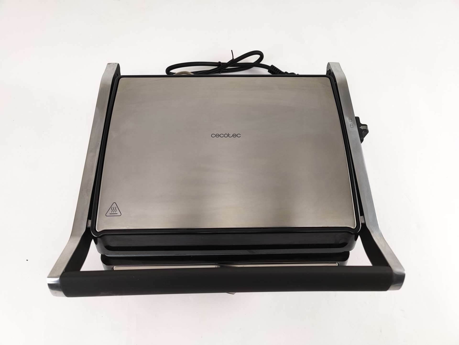 Kontaktowy grill elektryczny Cecotec Rock'Ngrill srebrny/szary 2400 W
