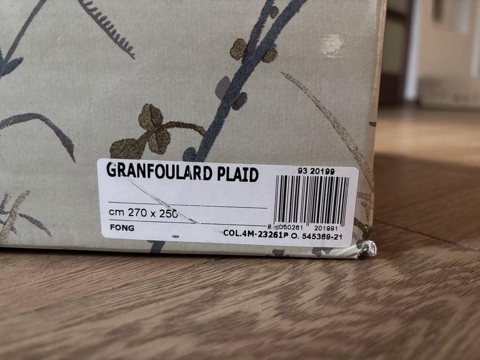 Nowa narzuta na łóżko Granfoulard Bassetti Fong 270x250 cm