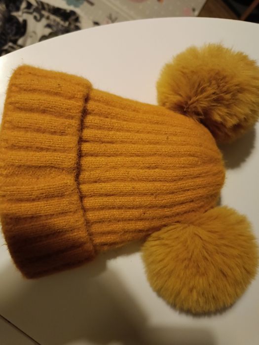 Czapka zimowa dziecięca. Na ok 2-5 lat