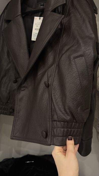 Нова куртка Zara , розір С
