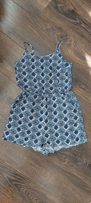 Kombinezon letni na ramiączkach z krótkimi spodenkami H&M wiskoza XXS