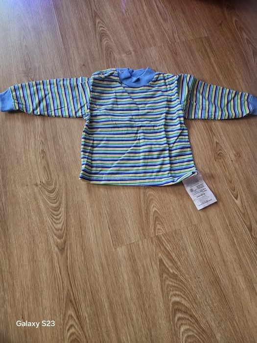 Дитяча кофтинка з рукавами