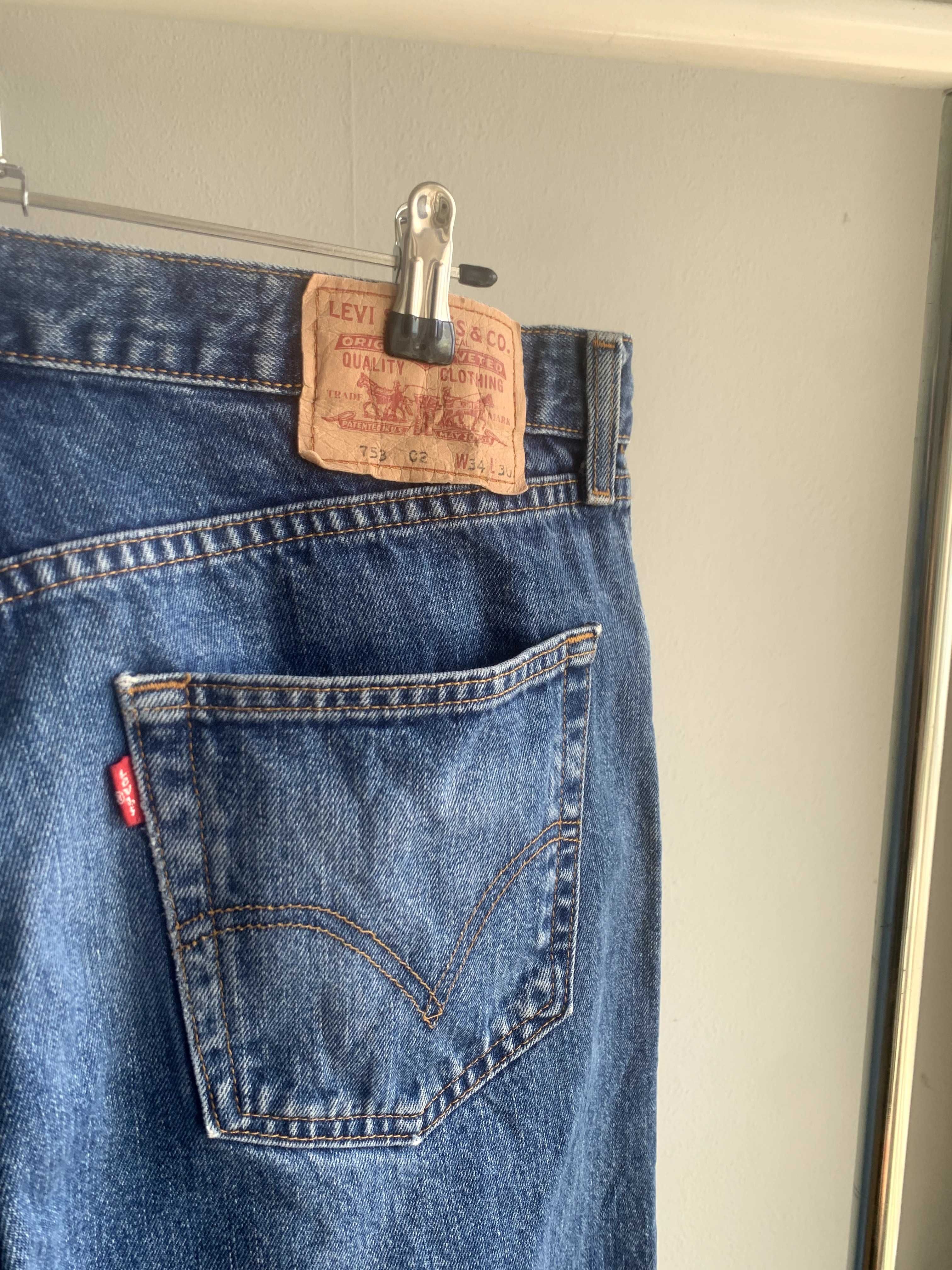 Джинси Levis 753