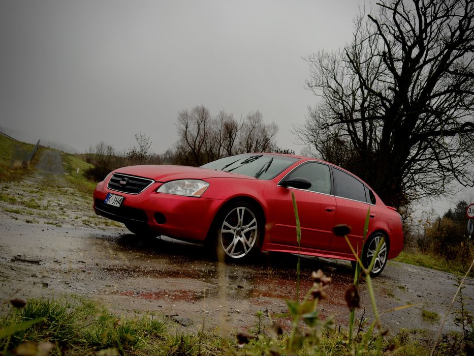 Nissan Altima 3.5 V6 250KM Manual