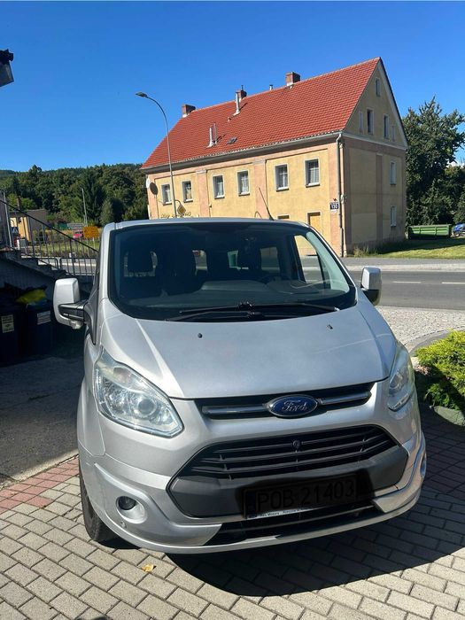 Wynajem busa Ford Transit Custom