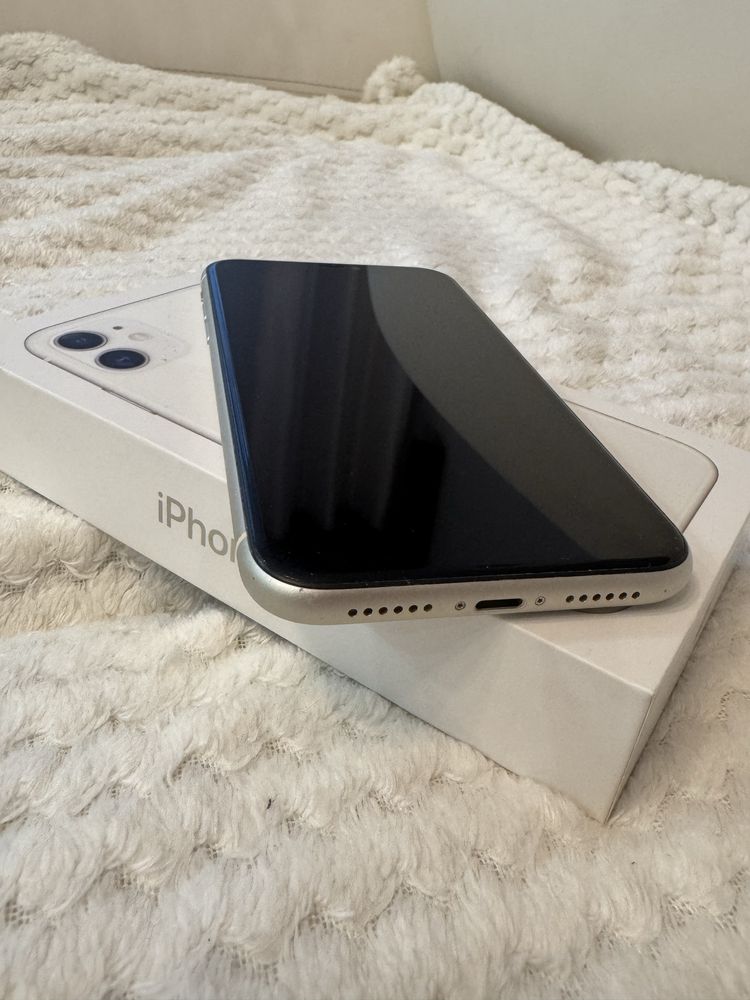 Sprzedam Iphone 11 64GB