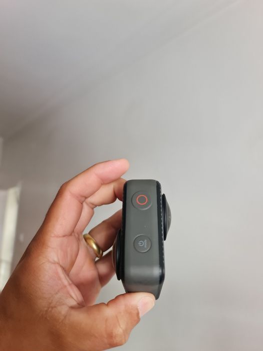 Câmara Kandao QooCam 3 360°