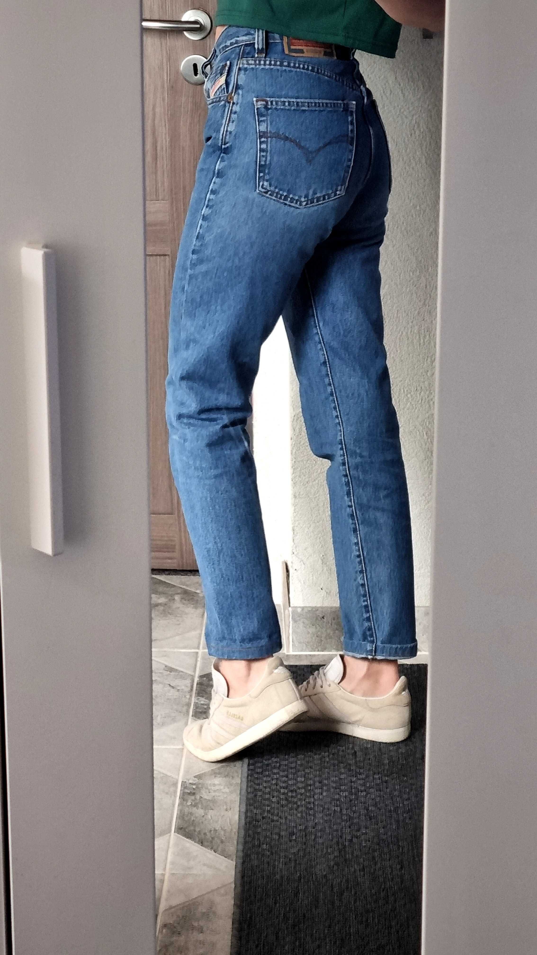 Jeans Diesel basic. Прямі джинси. Mom