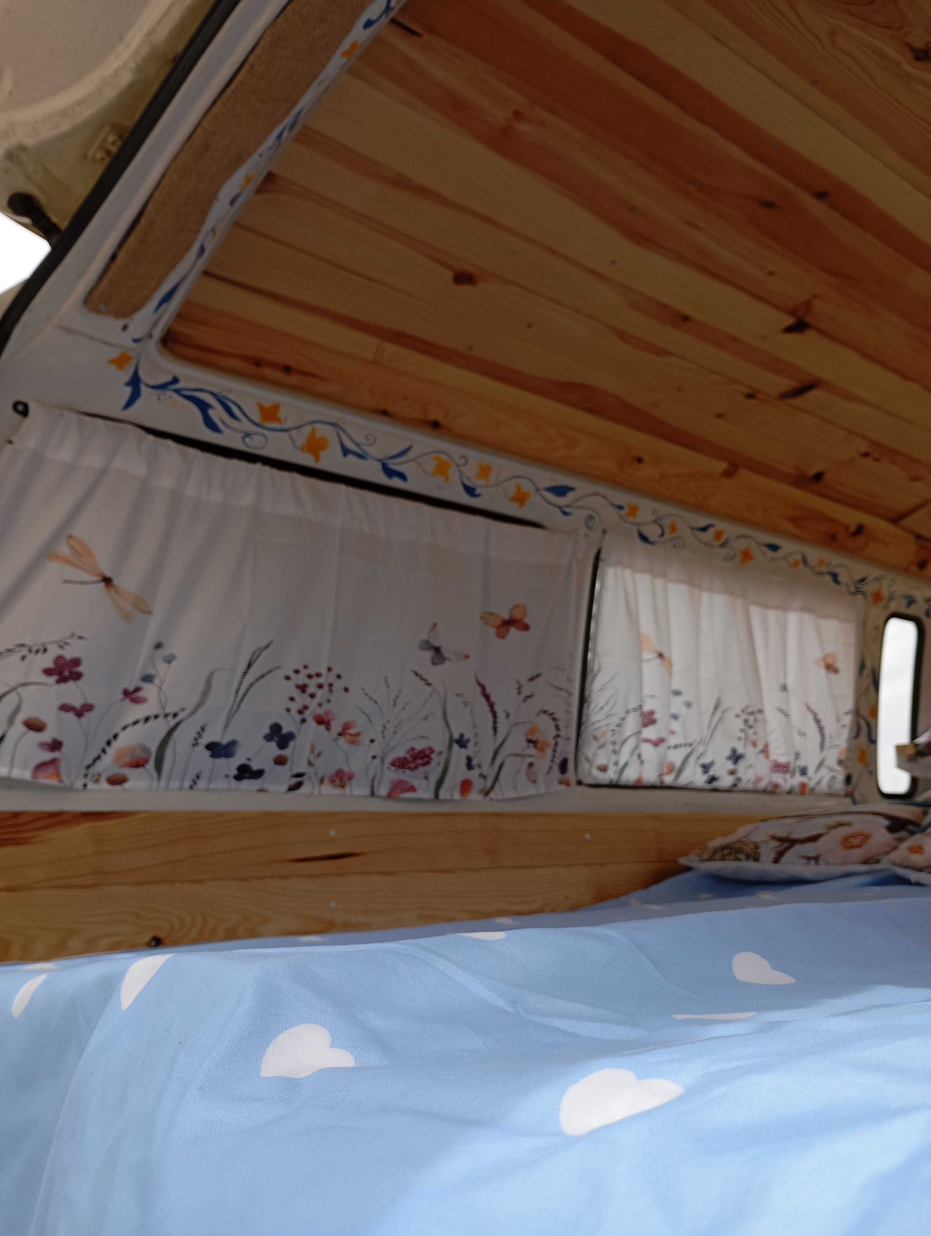 Troco ou vendo Family Camper van de cinco lugares