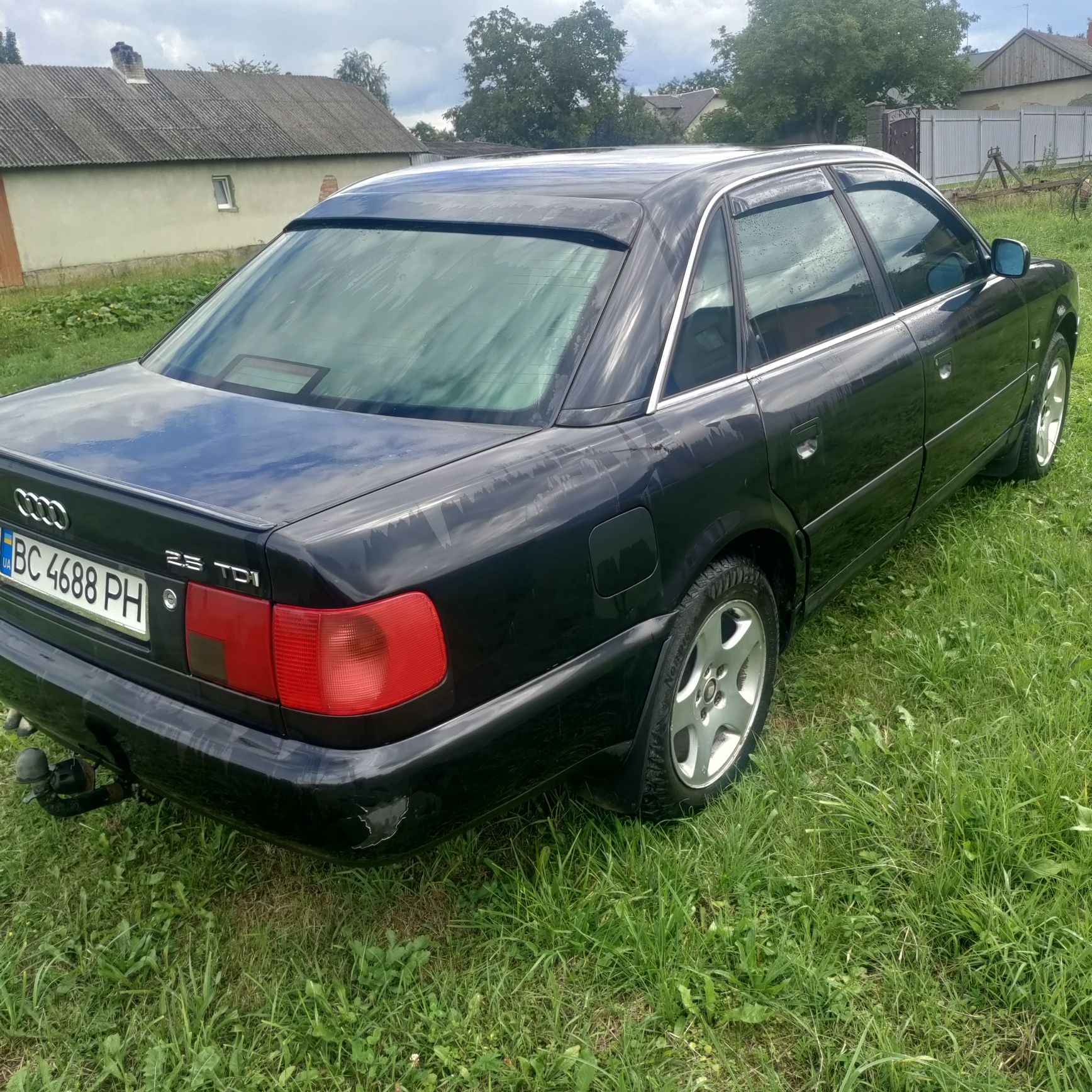 AUDI а6с4 2.5tdi