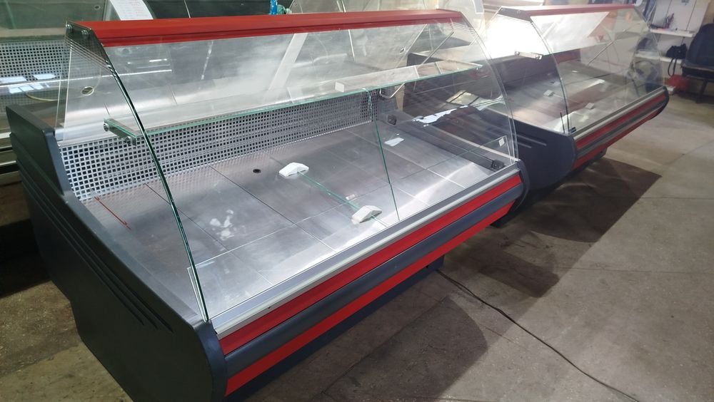 Витрина холодильная Универсальная UBC. 1.6 и 2.0.метр 2020.г/в