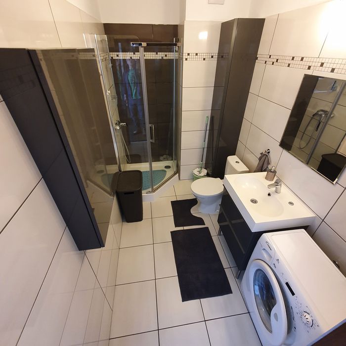 Kawalerka z Balkonem i Klimatyzacją | Przewóz | Apartament for Rent!