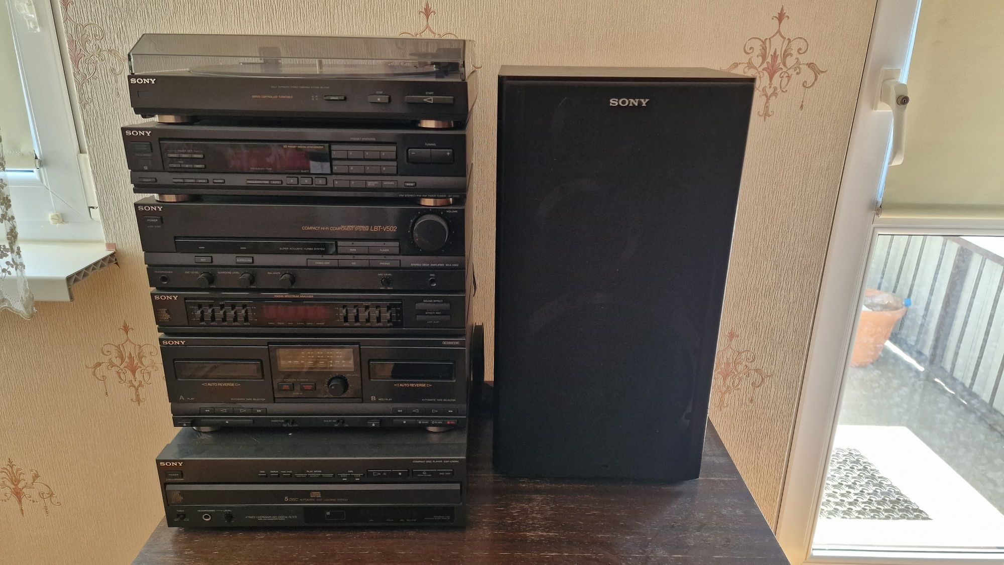 Wieża segmentowa Sony