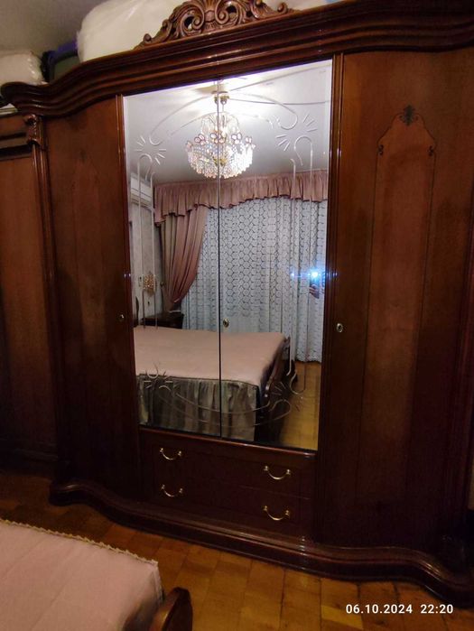 Великий набір меблів з Італії. Ексклюзивні меблі. 9 одиниць