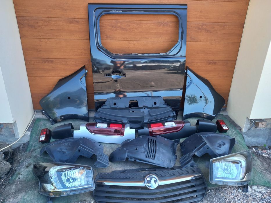 Продам двері крило підкрильник решітка рено трафік 3 опель віваро 3 Б