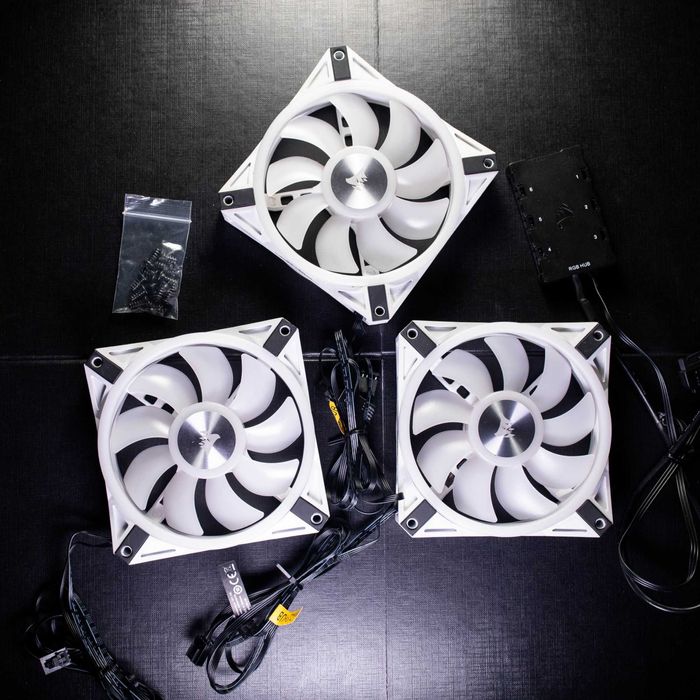Набір з 3 Кулерів для корпуса Corsair iCUE QL120 RGB White + Контролер