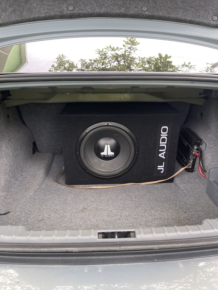 Корпусный сабвуфер JL Audio 12 дюймовий + підсилювач Fusion EN-1502