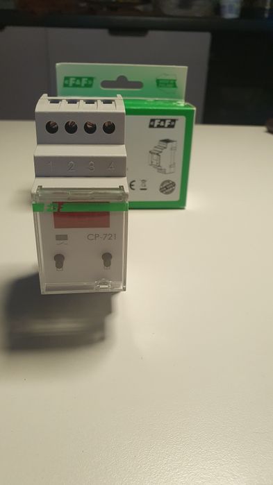 Przekaźnik napięciowy CP-721