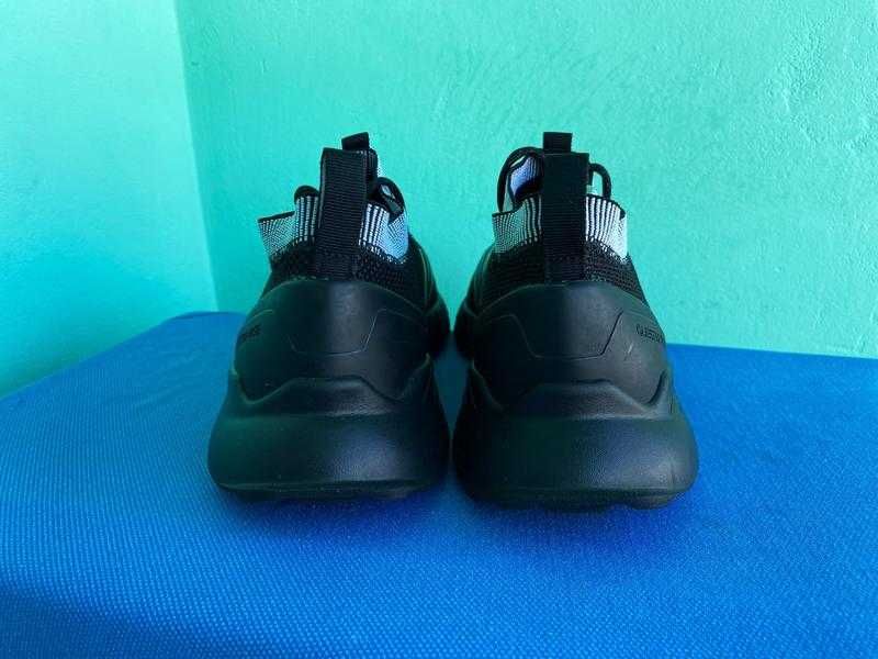 Кросівки Adidas Questar Rise