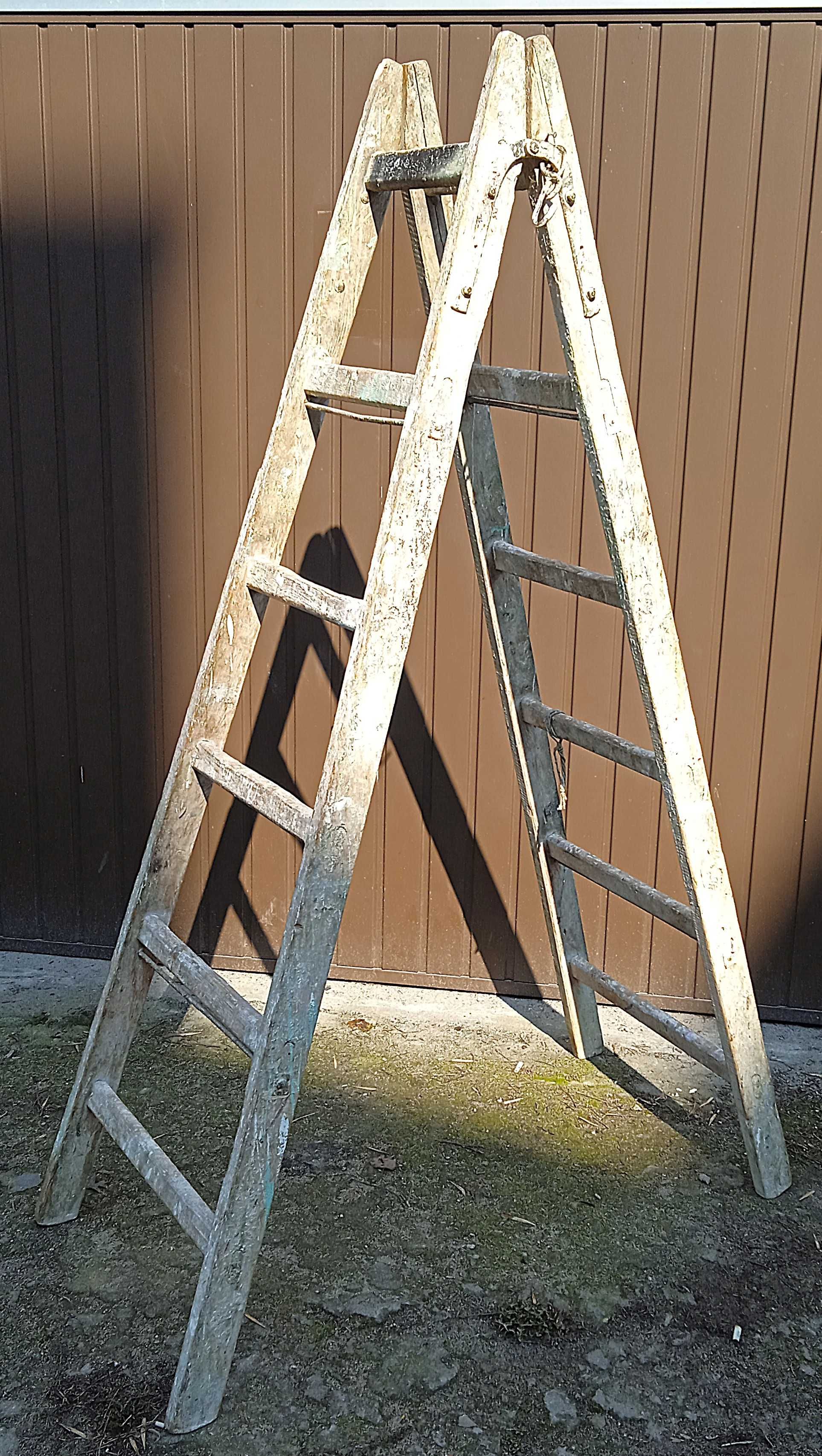 stara DRABINA dwustronna rozkładana drewniana malarska wys. ok. 186cm.
