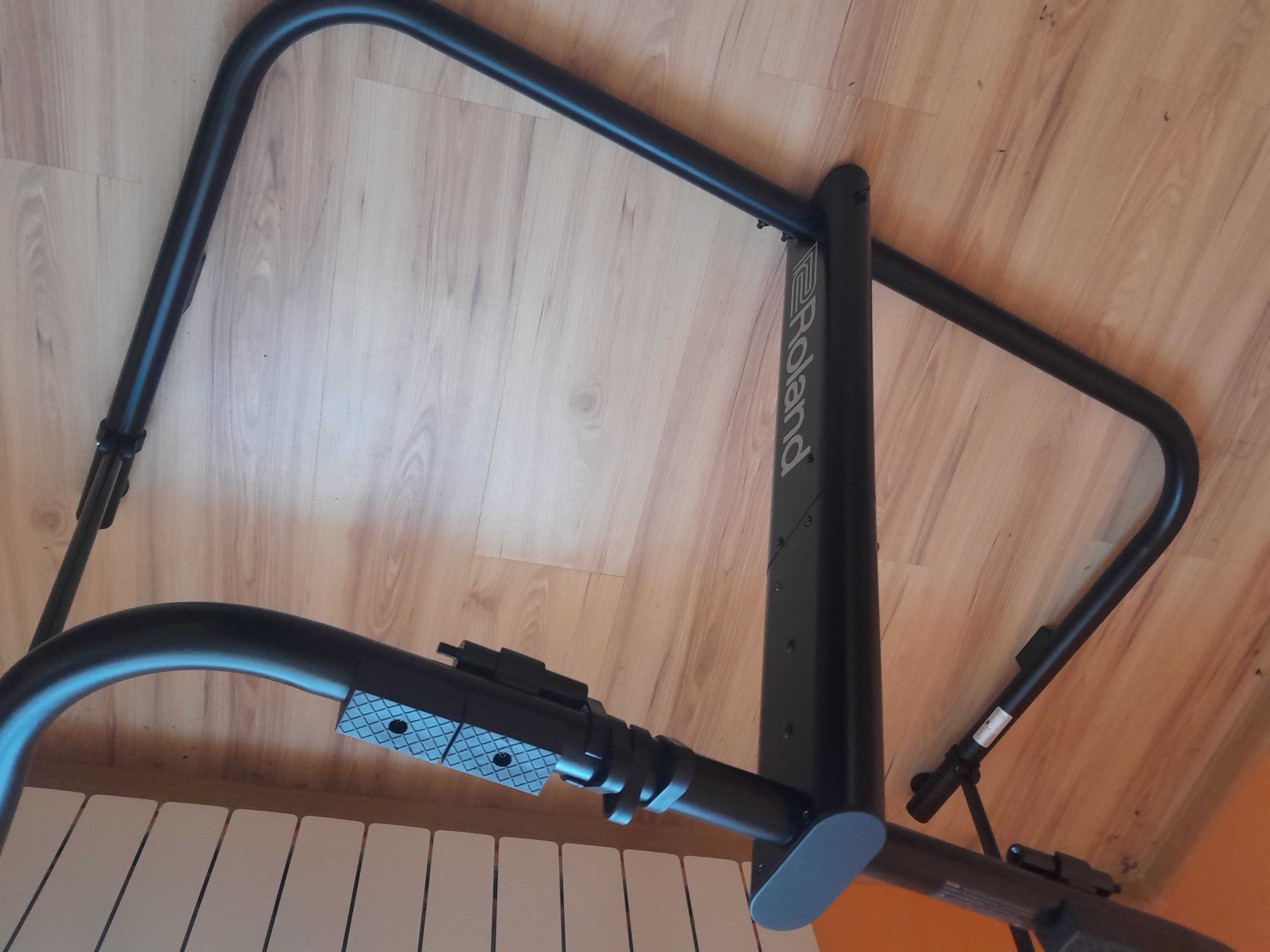 Statyw Roland KS-G8B NOWY