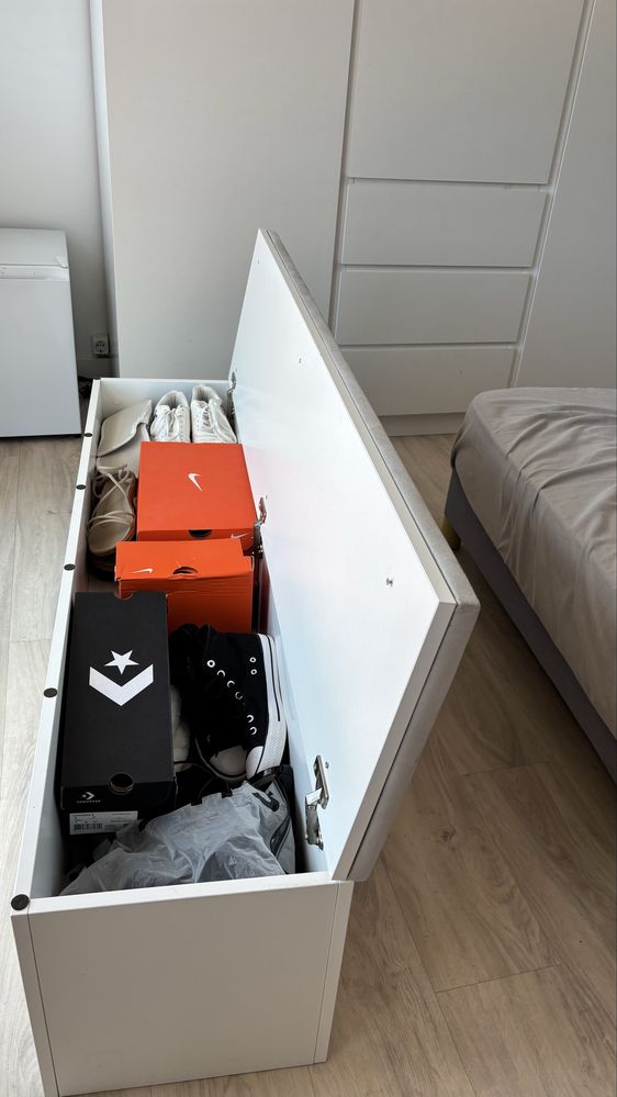 Vendo Sapateira Semi nova