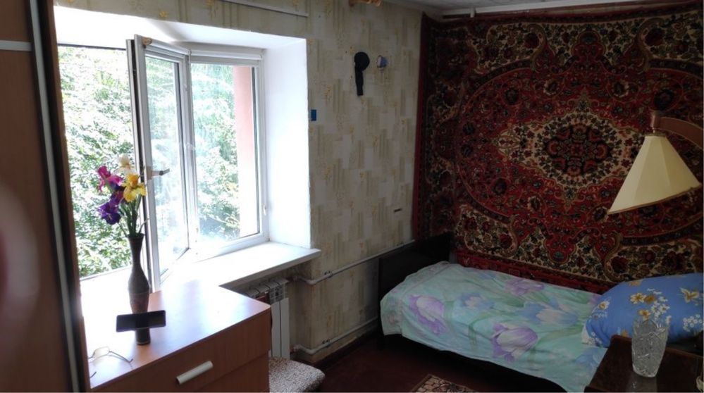 Продам 2х.кв.2/5 на П.Поле , 23 Августа 11а.