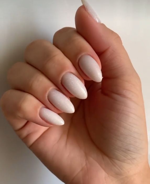 Запрошую на манікюр